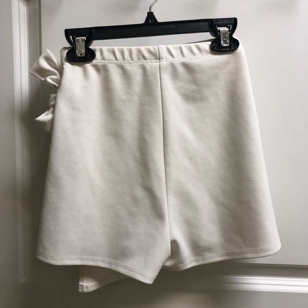 White side tie skort